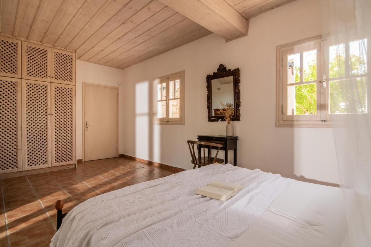 Villa In Pietra Kalamaras Makhairádhon Buitenkant foto