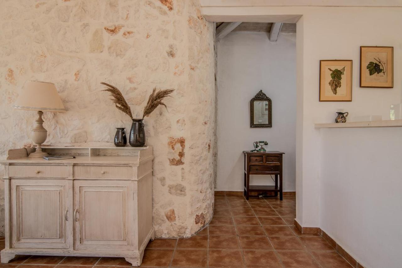 Villa In Pietra Kalamaras Makhairádhon Buitenkant foto