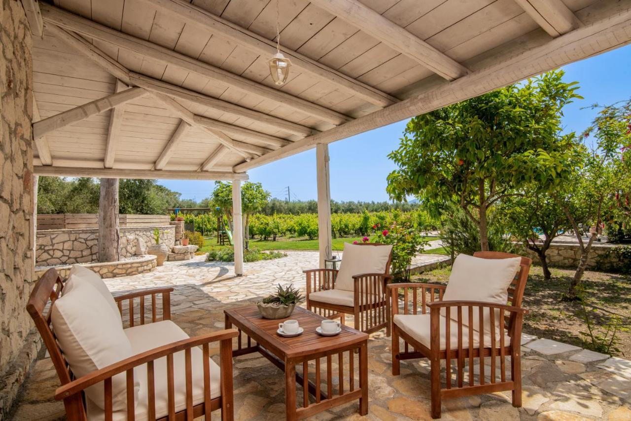 Villa In Pietra Kalamaras Makhairádhon Buitenkant foto